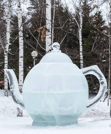 Ледяной подсвечник
