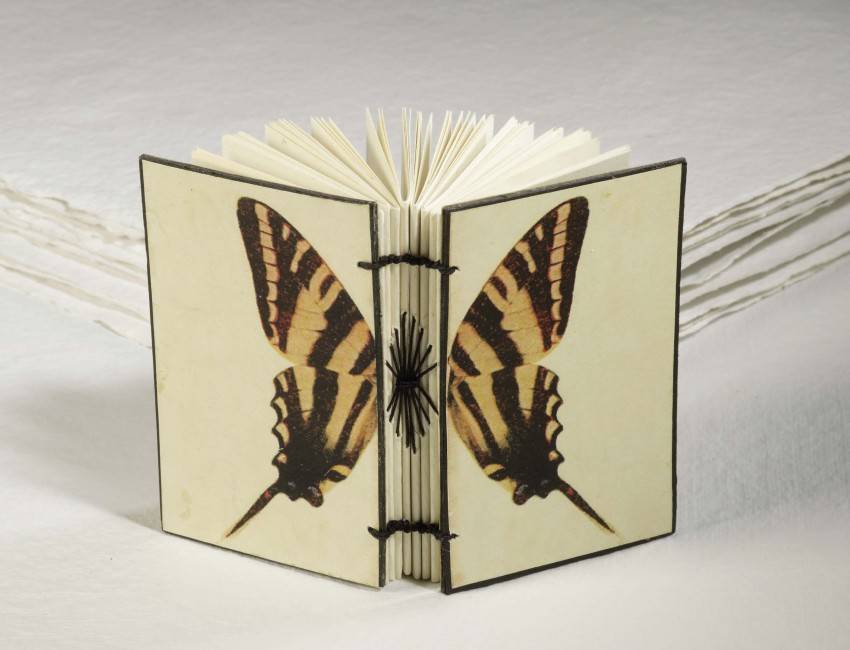 Оригинальная и душевная закладка для книги